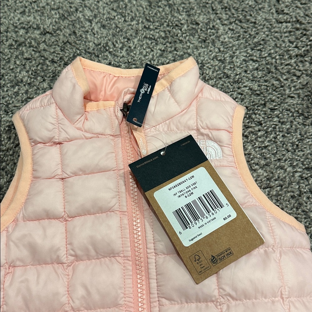 The North Face Light Pink Quilted Vest for Kids - Picture 4 of 5